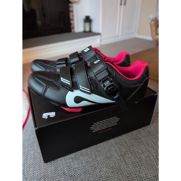 Perfect Peloton cycling shoes with look delta cleats and box EU 39 US women's 8 - Picture 3 of 7